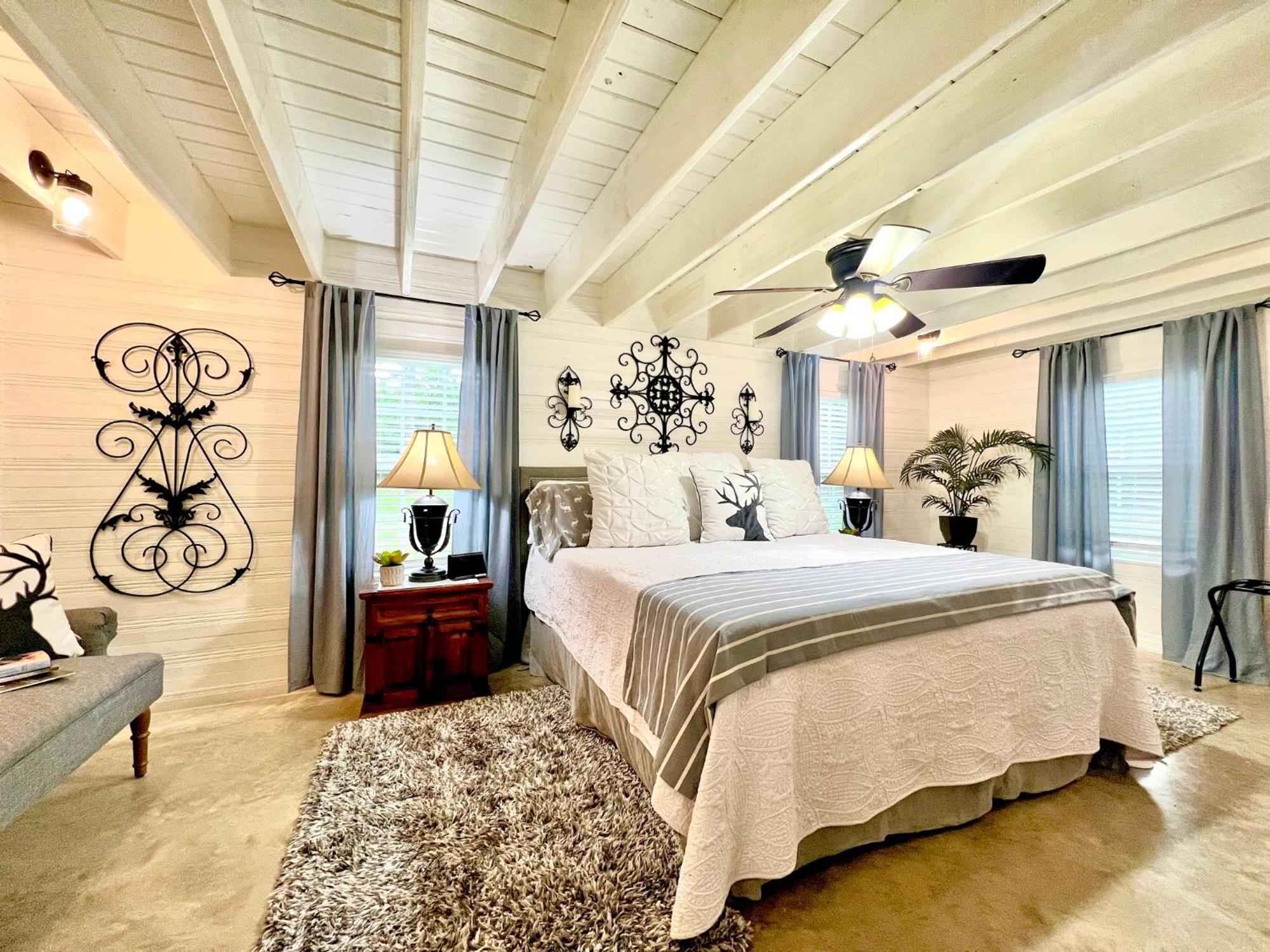 A Tranquil Retreat Loaded With Ambiance! Sleeps 10 Villa Platt Екстериор снимка